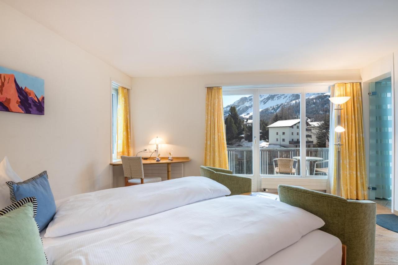 Schweizerhaus Swiss Quality Hotel Maloja Bagian luar foto
