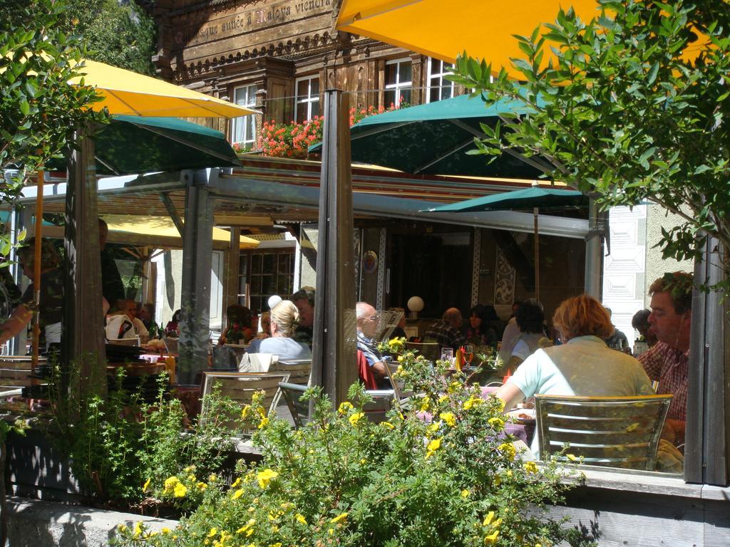 Schweizerhaus Swiss Quality Hotel Maloja Bagian luar foto