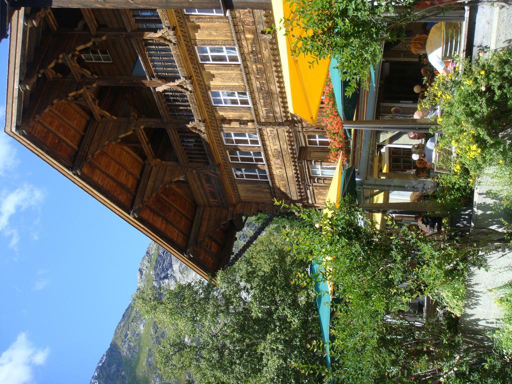 Schweizerhaus Swiss Quality Hotel Maloja Bagian luar foto