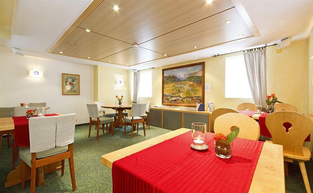 Schweizerhaus Swiss Quality Hotel Maloja Bagian luar foto