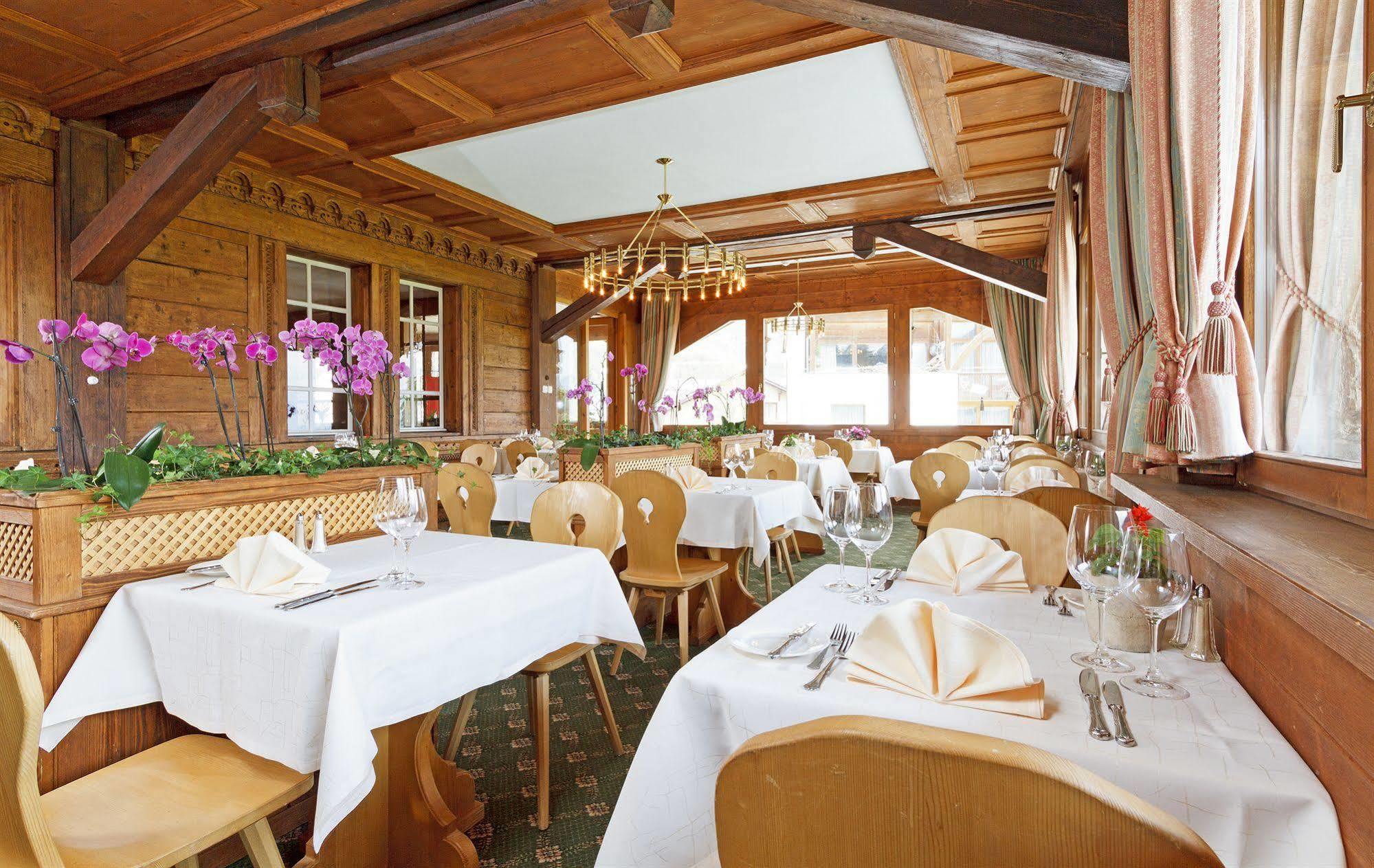 Schweizerhaus Swiss Quality Hotel Maloja Bagian luar foto
