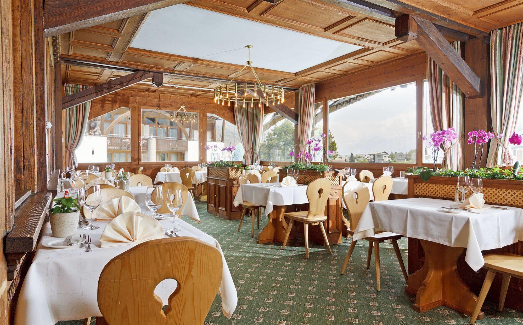 Schweizerhaus Swiss Quality Hotel Maloja Bagian luar foto